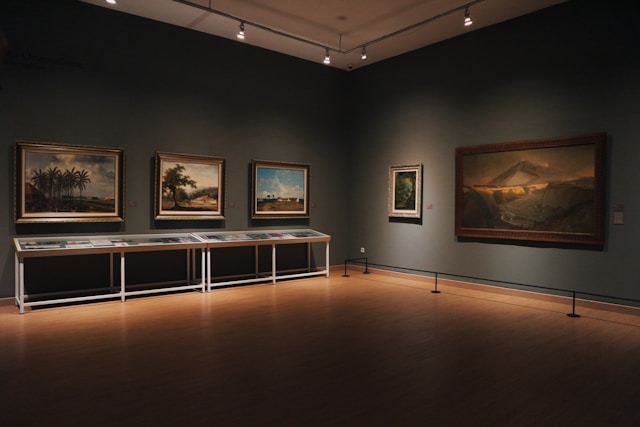 museum info tips 77