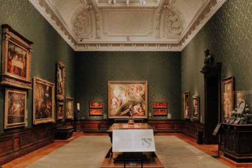 museum info tips 8