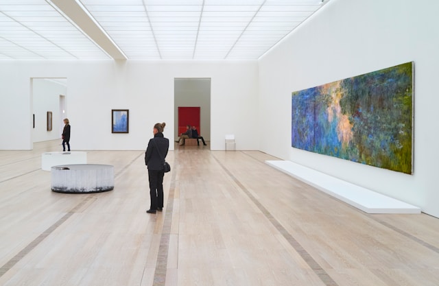 museum info tips 93